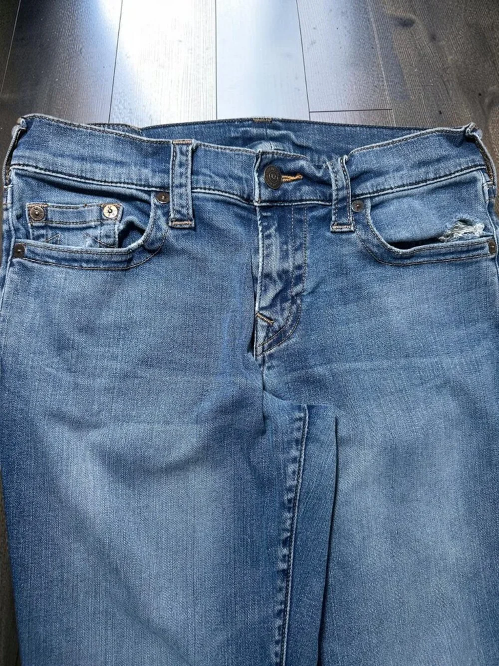 True Religion Ricky Relaxed Straight Jeans 32 Light Wash Stretch Denim Y2K